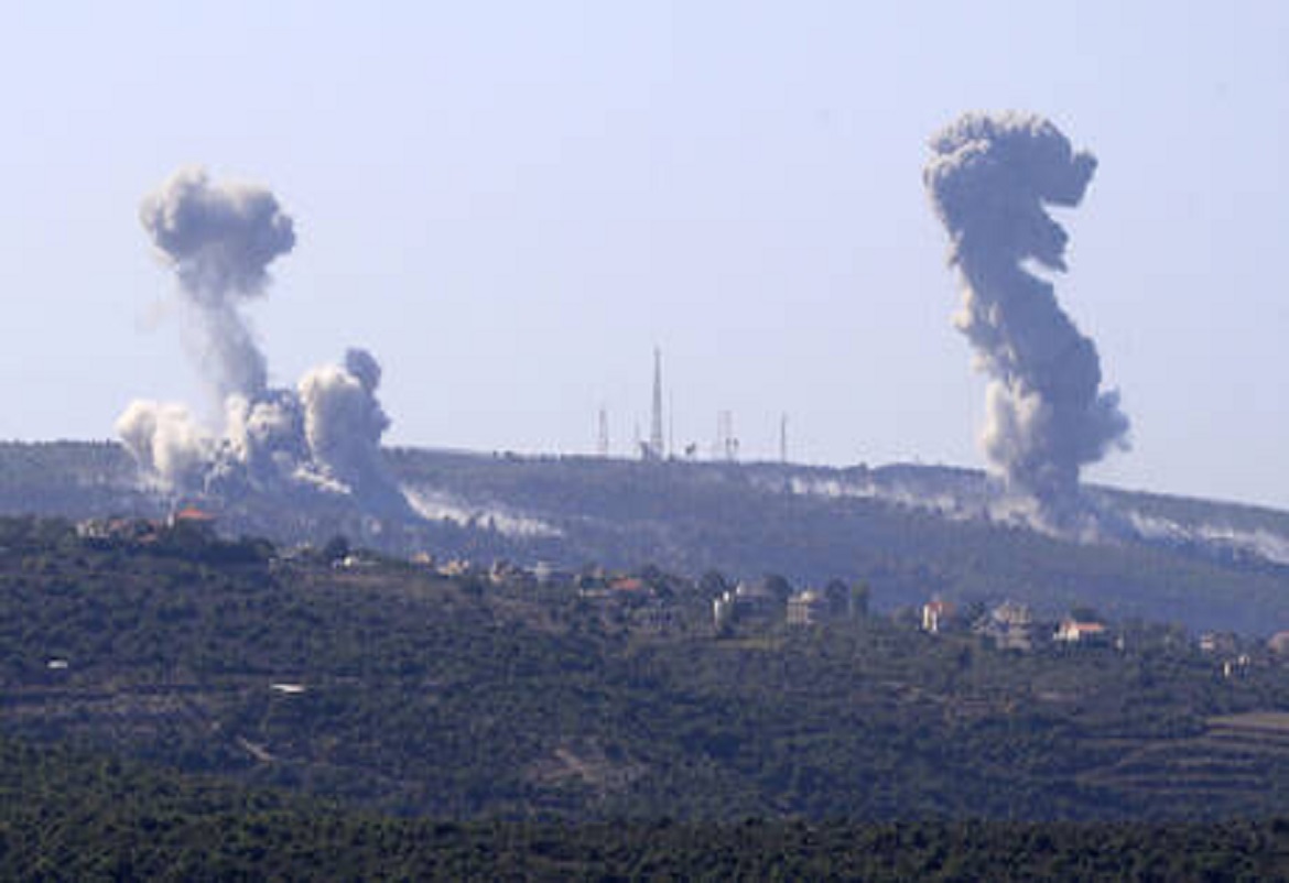  &quot;حزب الله&quot; يعلن قصف قاعدة جوية إسرائيلية بـ62 صاروخا ردا على اغتيال العاروري 