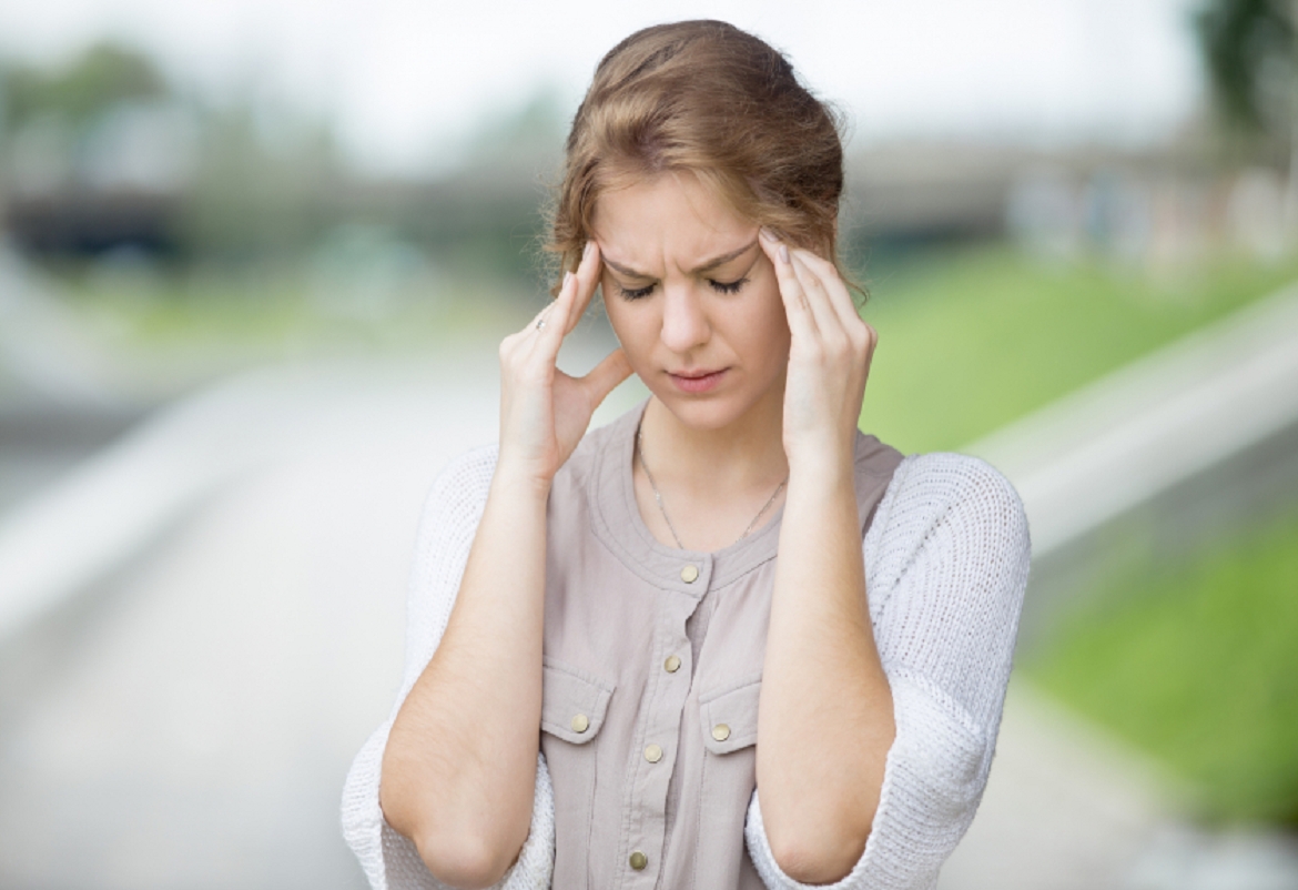قد تشير إلى اضطرابات عصبية أو مشاكل بالأذن الداخلية.. لماذا نشعر بالدوار ونفقد التوازن؟