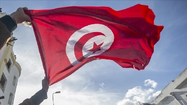 رئيس  تونس قيس سعيّد أصدر أمرا رئاسيا يتعلق بـتدابير استثنائية