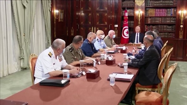 تونس وبداية السقوط الأخير لمنظومة الإخوان المسلمين