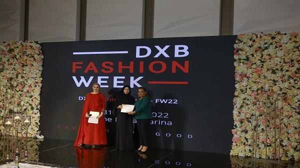 الجامعة الأمريكية في الإمارات تشارك في أسبوع دبي للموضة بأزياء صُممت من الأقمشة المستدامة