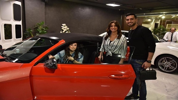 برنامج خمس نجوم: نور اللبنانية في سيارة بلا فرامل مع كندة علوش