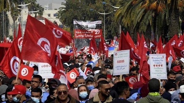 حزب تونسي يدعو إلى التحول لـ "النظام الرئاسي"